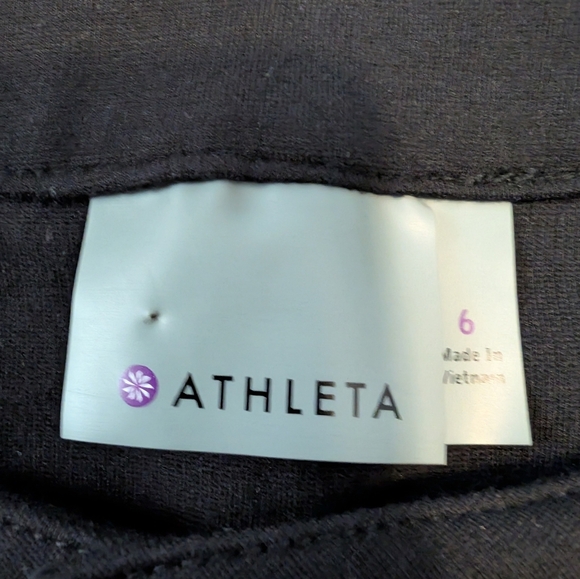 Athleta Classic Black Trousers, Women's 6 - Picture 5 of 7